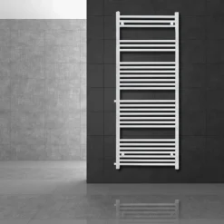 Badheizkörper 600x1600 mm Weiß gerade mit Seitenanschluss LuxeBath-ECD Germany Discount