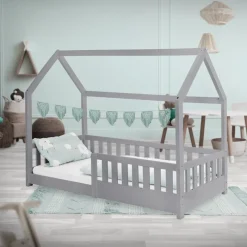 Kinderbett Hausbett 80x160 cm Hellgrau aus Kiefernholz mit Rausfallschutz Dach und Lattenrost Holzbett ML-Design-ECD Germany Online