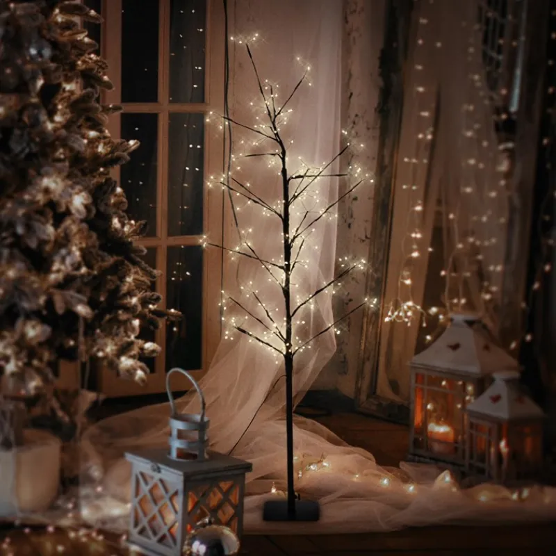 LED Weihnachtsdeko Baum 120 cm mit 240 Warmweißen LEDs-ECD Germany Clearance